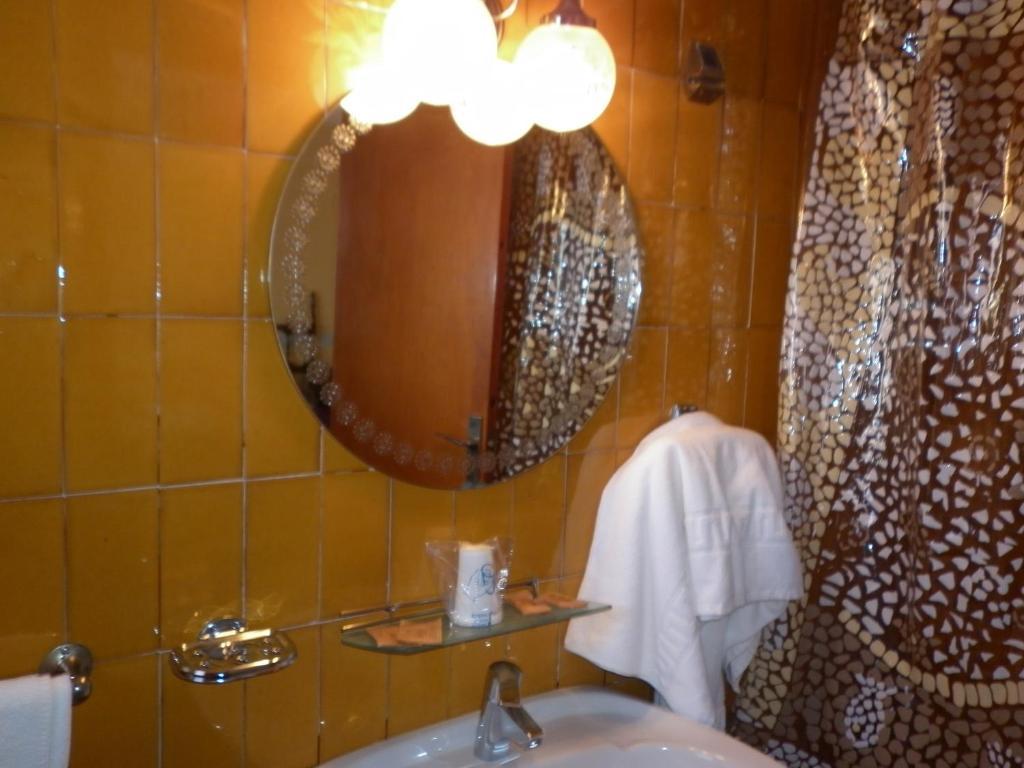 Fonda Cerdanya Hotell Puigcerdà Rom bilde